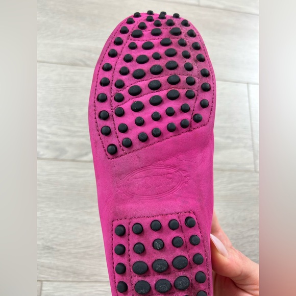 Tod’s Gommino Pink Suede Loafer Slip On Flat Shoes - Picture 11 of 14